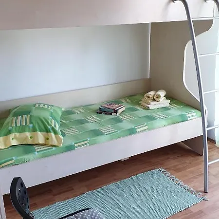 Lucas メドゥリン